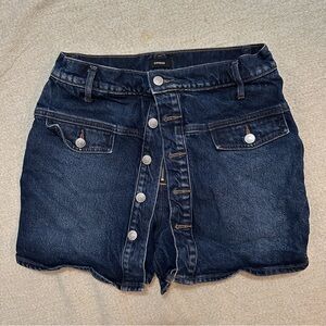 Express Women's Dark Denim Button-Up Shorts